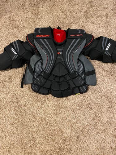 Bauer Senior hockey chest protector