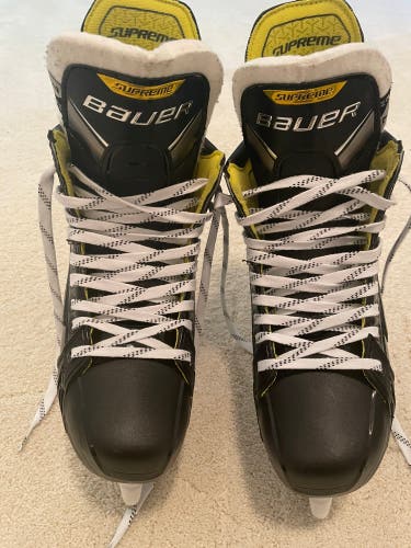 Senior Used Bauer Supreme 3S Category Size 7- Great Condition!!
