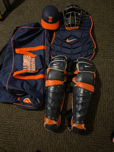 Nike Pro Catcher's Set