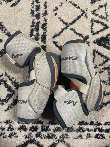 Used Small Easton  M3 Elbow Pads