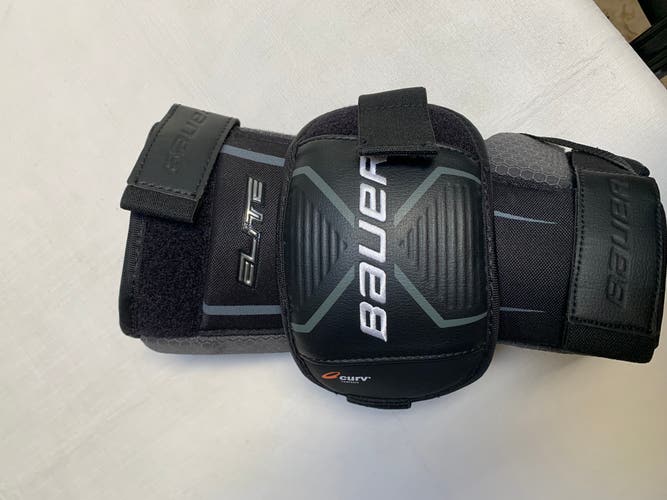 bauer gsx junior knee pads