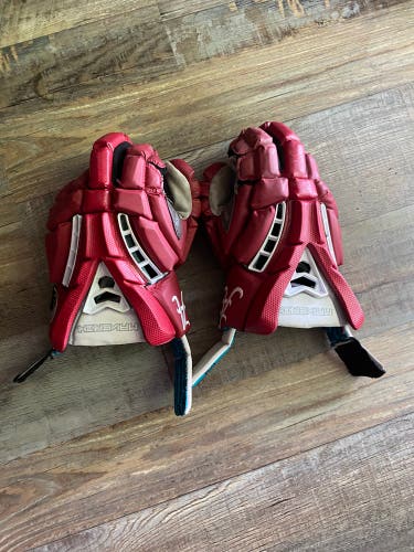 UNIVERSITY OF ALABAMA MAVERIK ROME GLOVES
