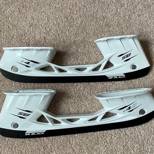 *NEW* CCM SB4.0 Holders w/ SB Black Steel (263)