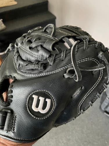 Used Wilson Right Hand Throw 31.5"