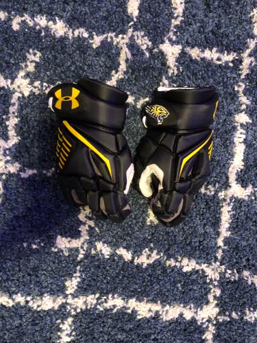 New Under Armour 13" Lacrosse Gloves