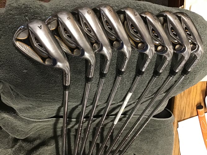 MENS Used TaylorMade Right Handed Category Stiff Flex 8 Pieces Steel Shaft