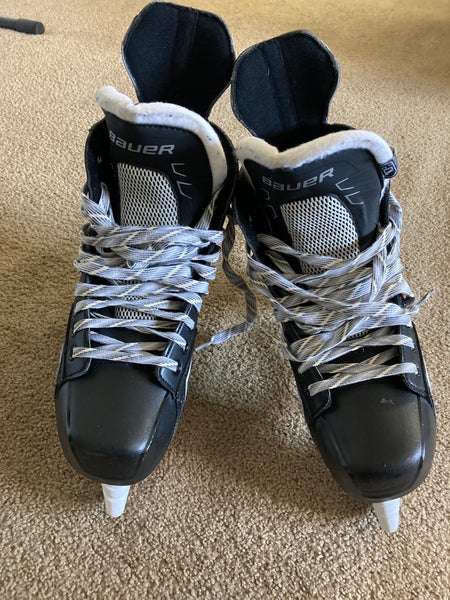 Used Bauer Regular Width Size 10 Supreme 160 Hockey Skates