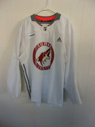 Arizona Coyotes worn white Adidas size 56 practice jersey with Med Supply sponsor patch