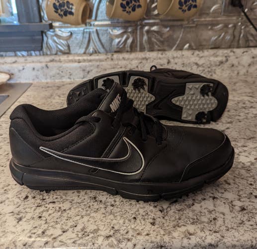 Used Men's Size 12 (Women's 13) Nike