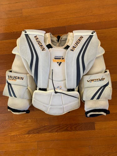 Used Pro Stock Vaughn Ventus SLR Pro Carbon Goalie Chest Protector