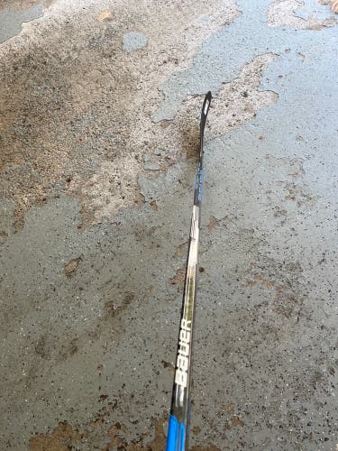 New Left Hand P92 Nexus 2N Pro Hockey Stick