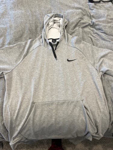 Gray Used XXL Nike Sweatshirt