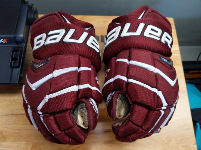 Bauer Supreme One.8 15" Maroon
