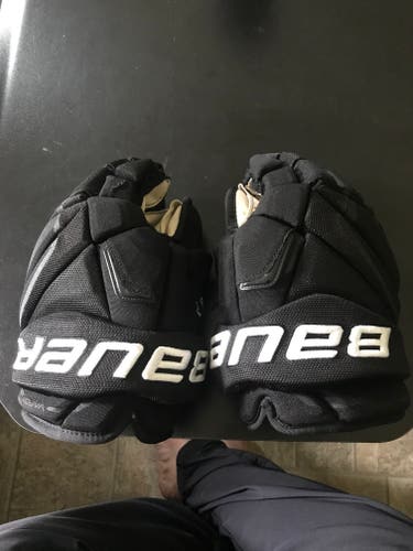 Bauer Vapor APX2 Pro gloves 13”