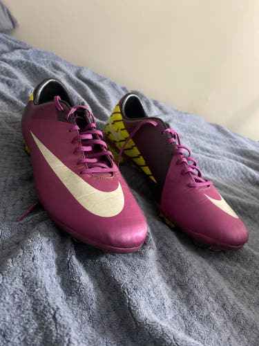 Men's 10 Nike Mercurial Vapor Cleats