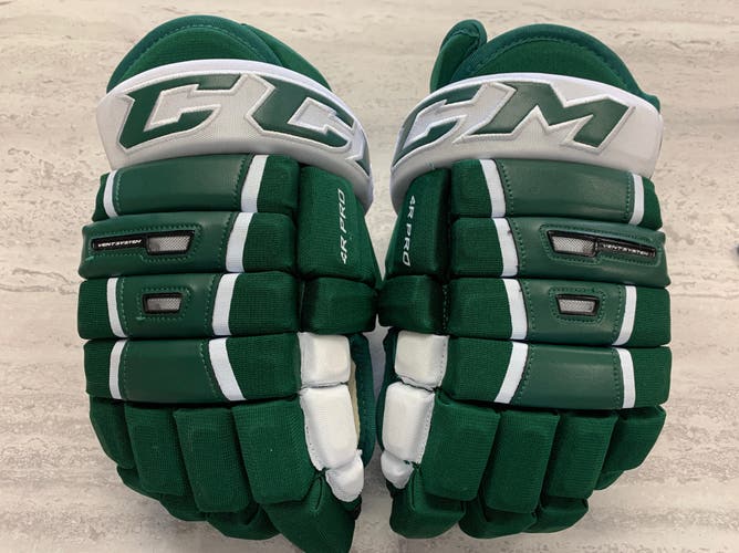 North Dakota CCM 14" Pro Stock HG4RRP Gloves