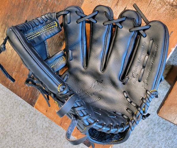 Mizuno Pro Limited baseball glove 11.75"- Clean!