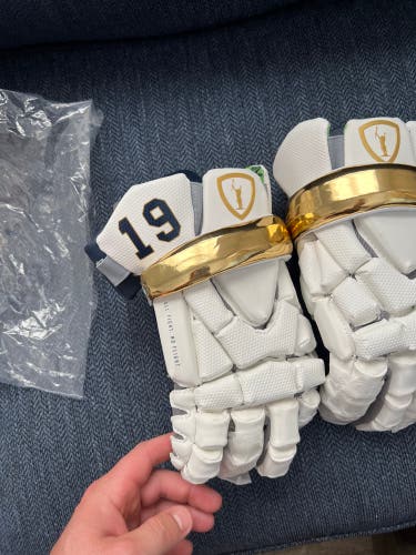 Notre Dame Adrenaline Gloves