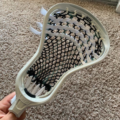 BN STX Hammer 900 w/ LE Hero Mesh