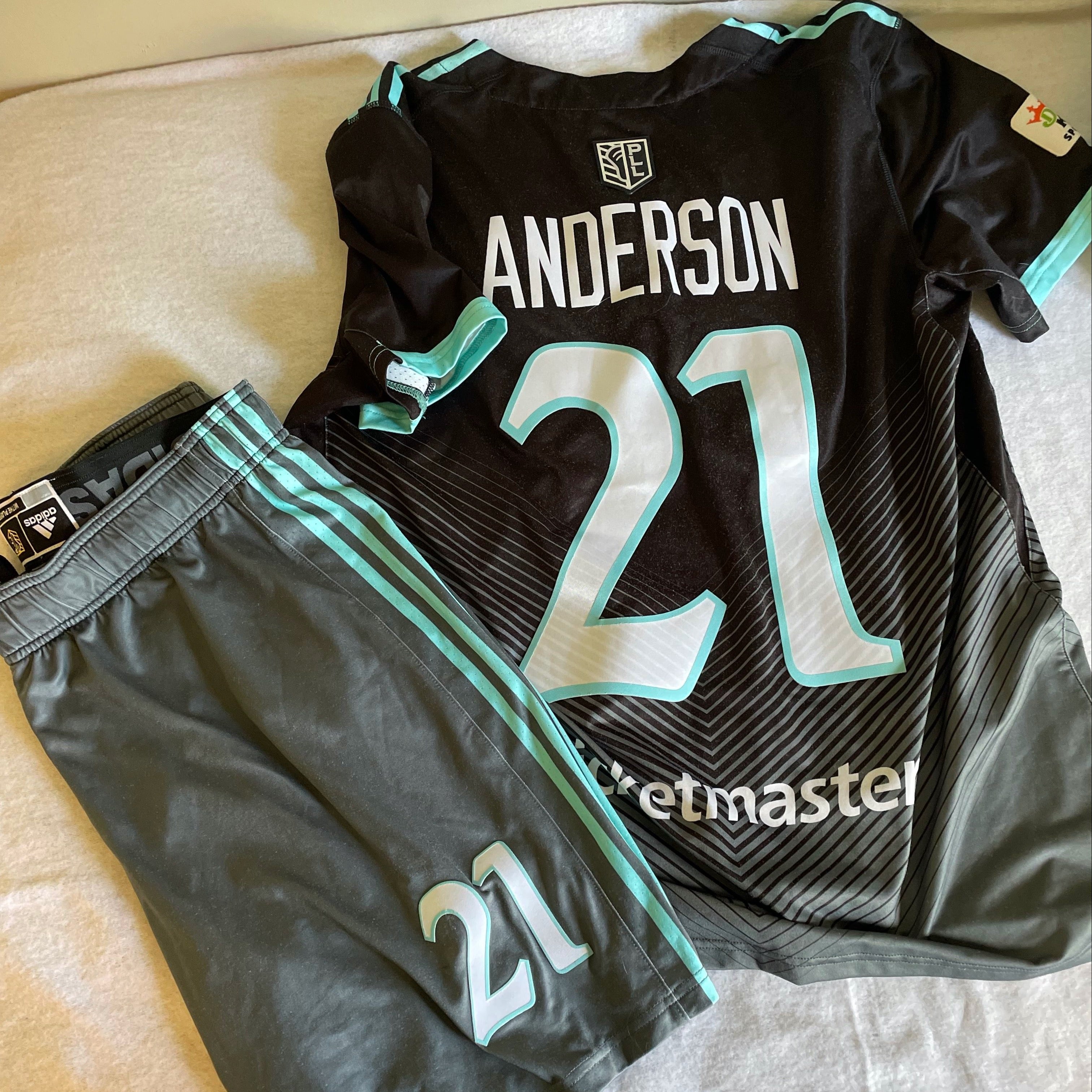 GAME USED *JUSTIN ANDERSON* 2021 PLL CHROME JERSEY AND SHORTS