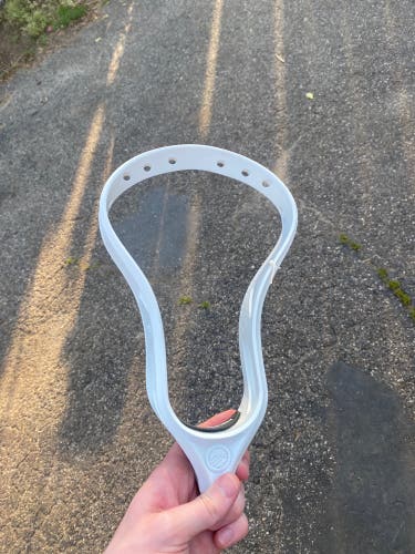 Used Attack & Midfield Unstrung Critik U Head
