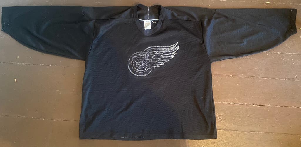 Black Detroit Red Wings Practice Jersey
