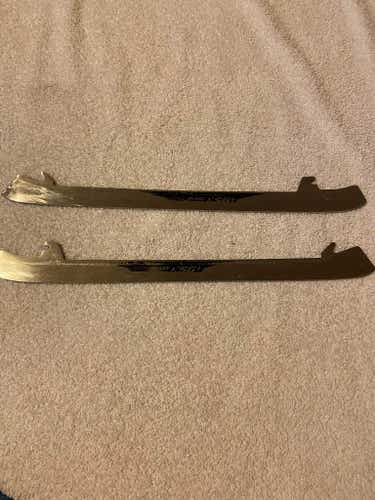 Used CCM Hockey CCM Speedblade XSG1 Stainless Goalie Runners 3mm