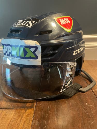 Used Medium CCM Tacks 110 Helmet