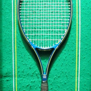 Slazenger CS 140 Wide Body Mid 90 Shock Control Racket 16x18 Strung 4 3/8 EXCL