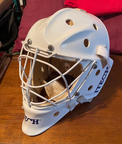 Itech goalie Mask