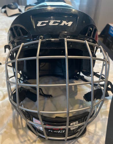 Used Medium CCM FL40 Helmet