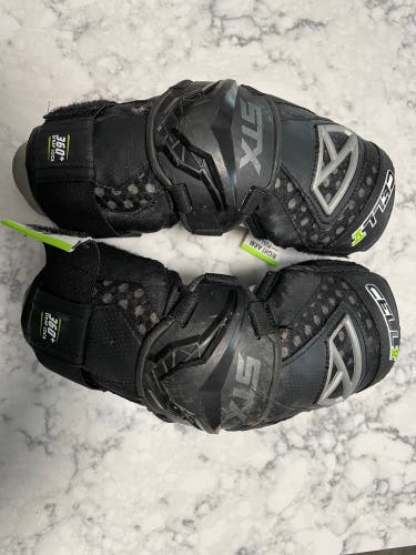 STX Cell V Arm Guards - Black - Small