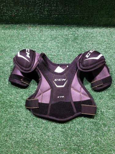 Ccm XTK Hockey Shoulder Pads Youth Medium (M)