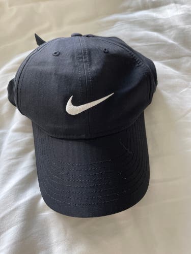 Black Nike Dri-fit Golf Hat