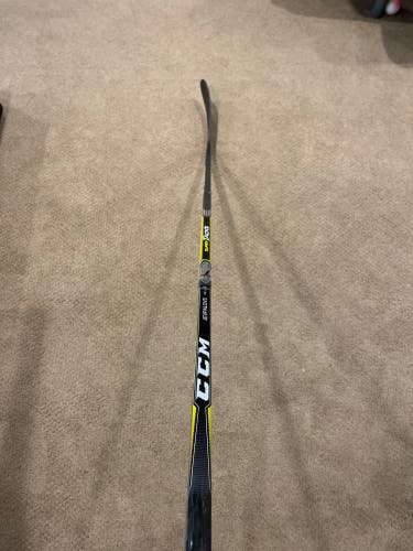 Senior Right Handed P28 Pro Stock Super Tacks Hockey Stick
