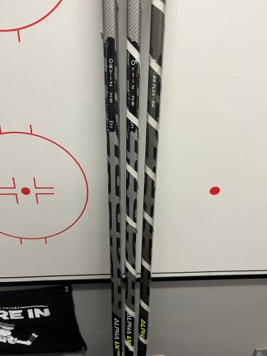 Senior Right Handed P92M Alpha LX Pro Hockey Sticks Bundle