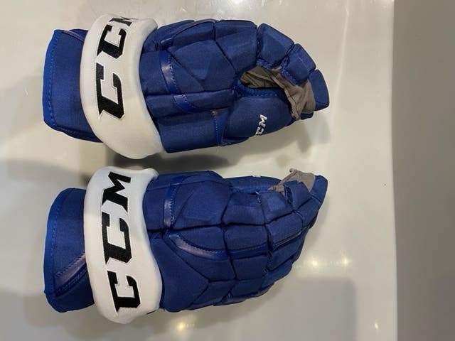 New CCM Pro Model Gloves 15" Pro Stock Brand New