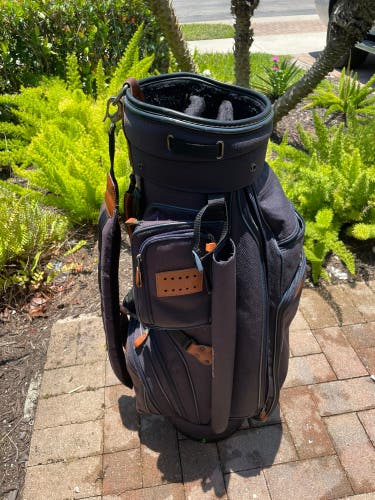 Wilson Golf Cart Bag  With shoulder strap