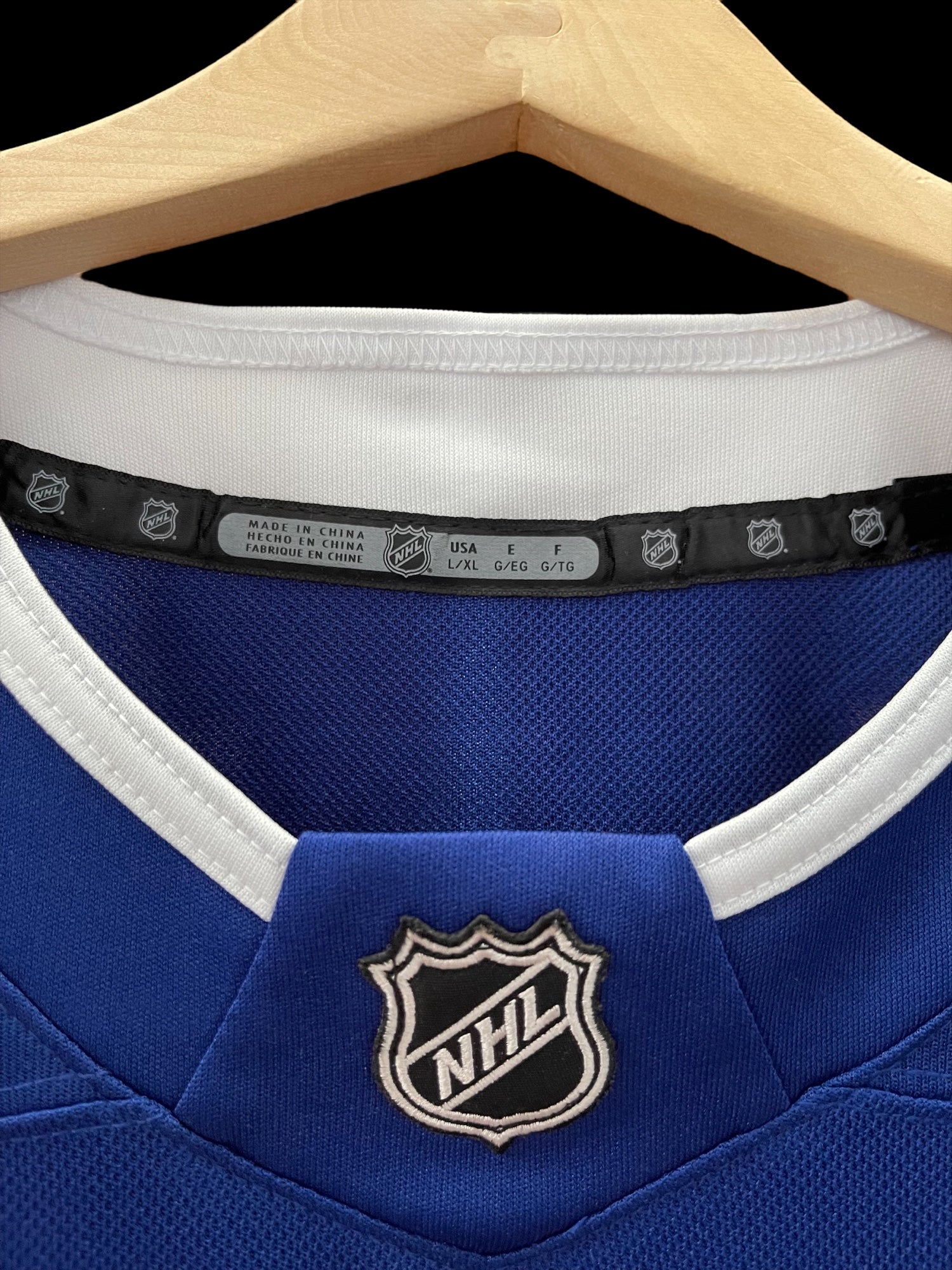 Lightning reveal new away jersey, 25th anniversary logo —