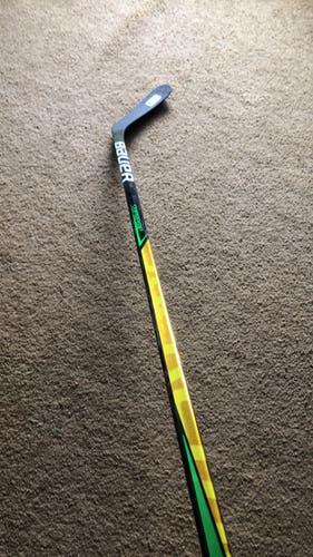 New Right Handed P92  Supreme UltraSonic Hockey Stick