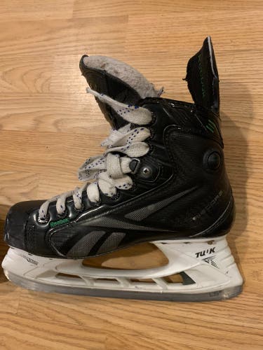 CCM Size 4.5 Ribcore Hockey Skates