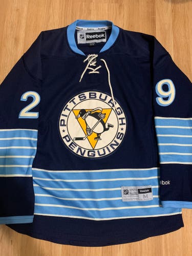 Reebok Fleury Pittsburgh Penguins 2011 Winter Classic NHL Hockey Jersey Blue M
