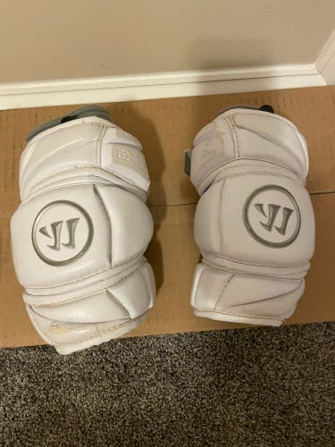 Used Large Warrior Evo Elbow Pads