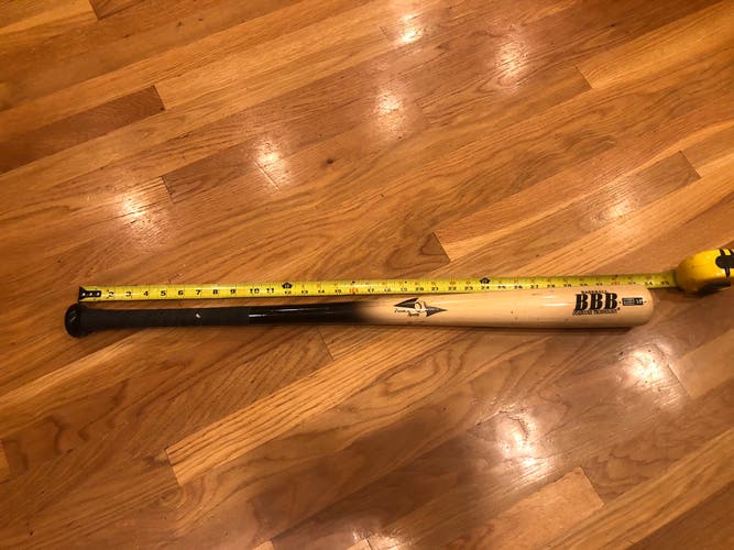 Adult 33 in Wooden Baseball Bat