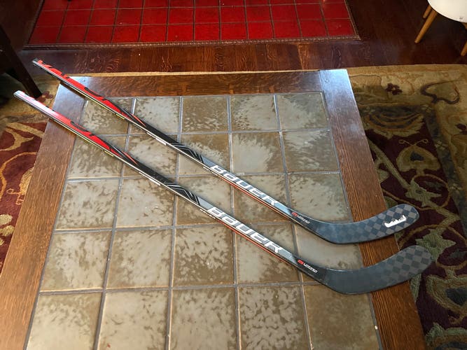 Set Of 2 Vapor FlyLite Hockey Sticks Youth Left Hand 20 Flex P92