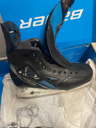 Used True Regular Width Size 8 TF9 Hockey Skates