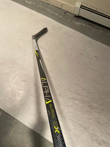 Senior Right Handed W28 Pro Stock Alpha QX Hockey Stick