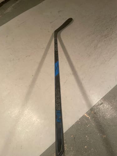 Senior Right Handed P92 Pro Stock Nexus 1N Hockey Stick