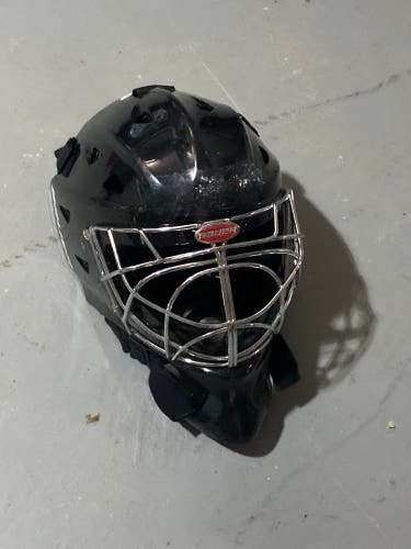 Used Bauer Profile 2500 Goalie Mask