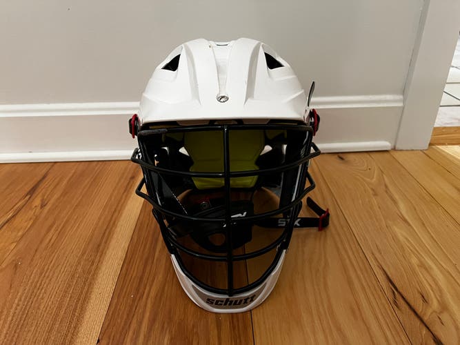 Player's STX Stallion 100 Youth Helmet